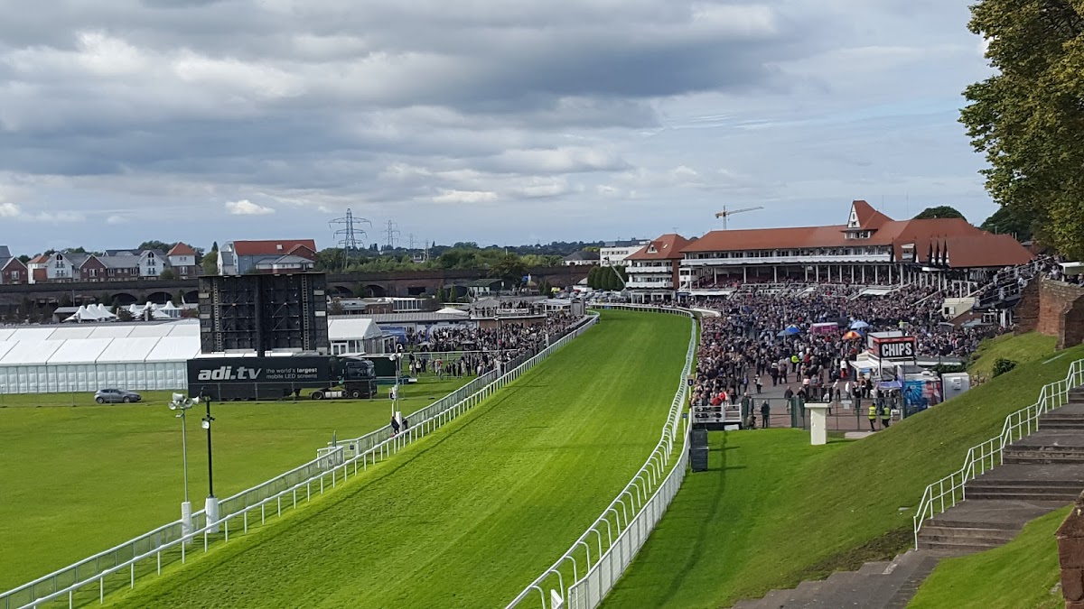 1539 at Chester Racecourse Google photo 3