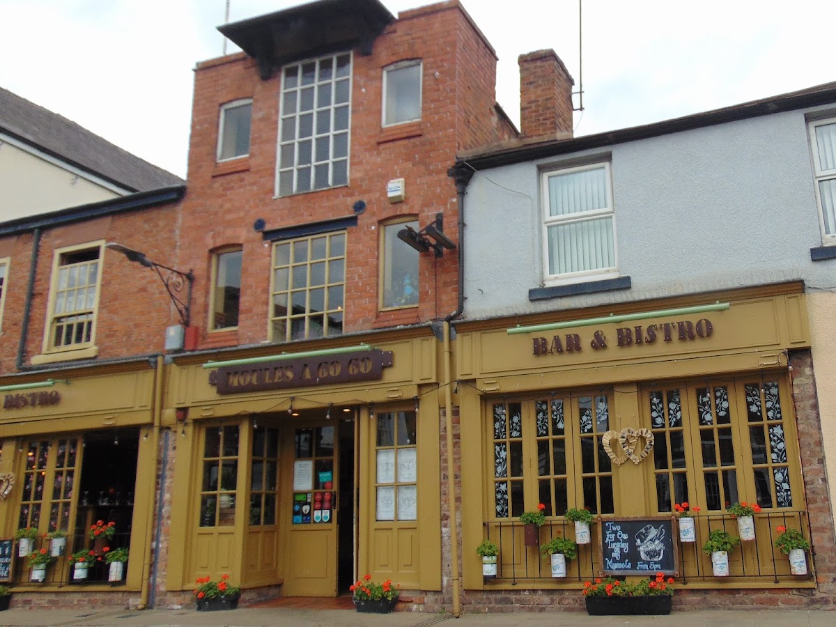 Moules a Go-Go Bar & Bistro Google photo 3