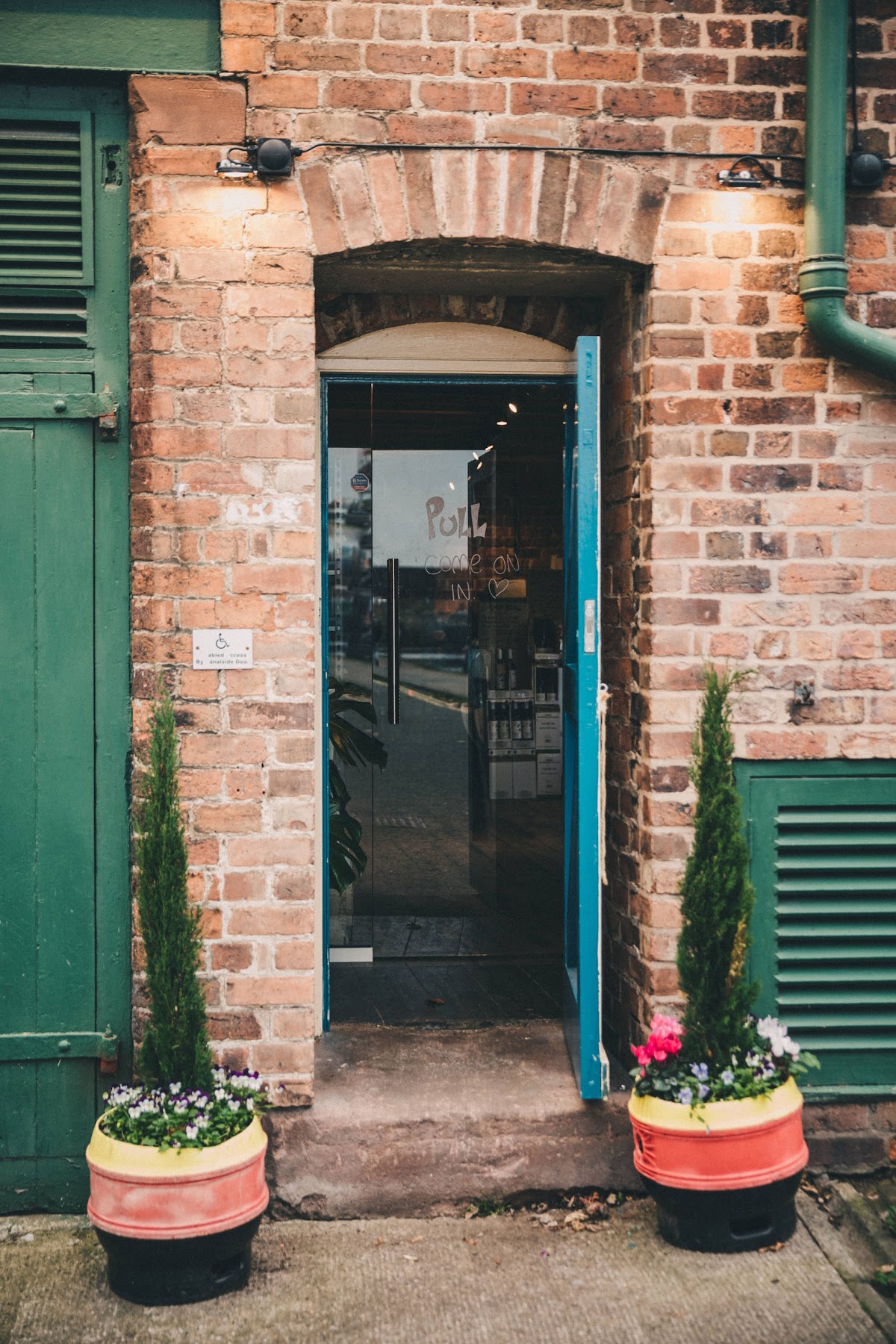 Gnome and Away Google photo 1